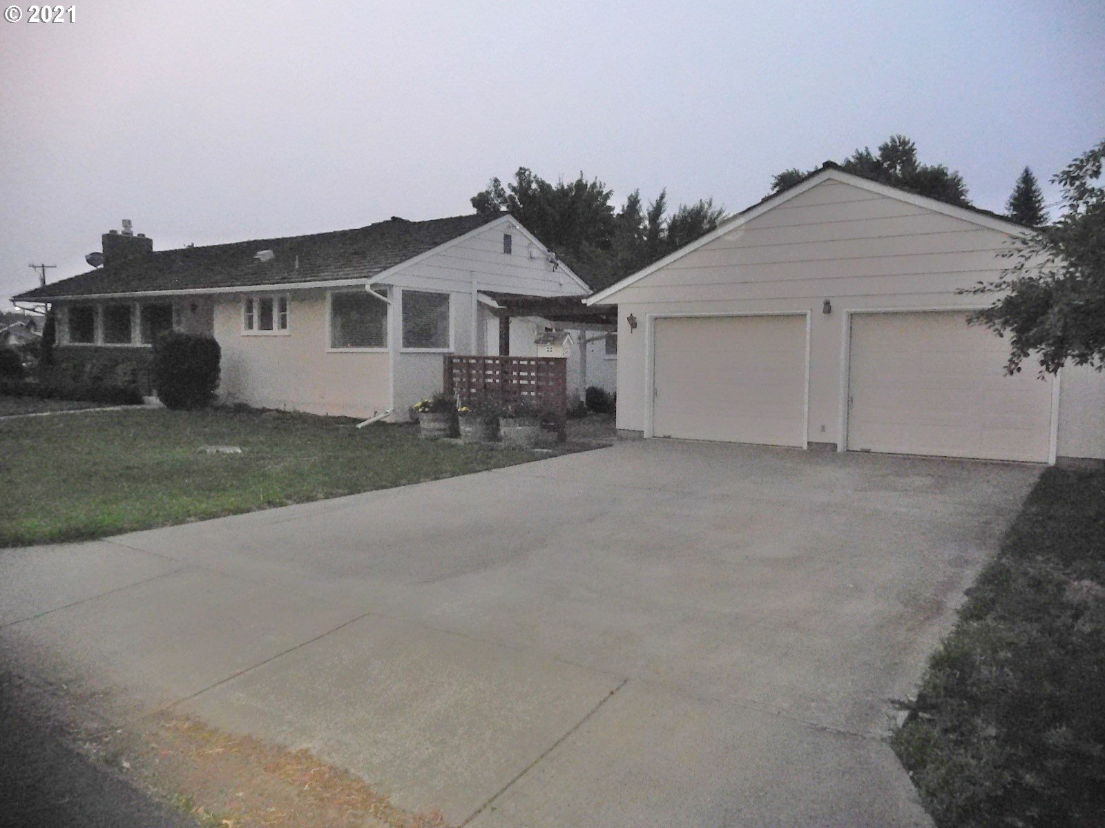665 Pierce Street Milton Freewater, OR 97862 - Photo 8 of 32