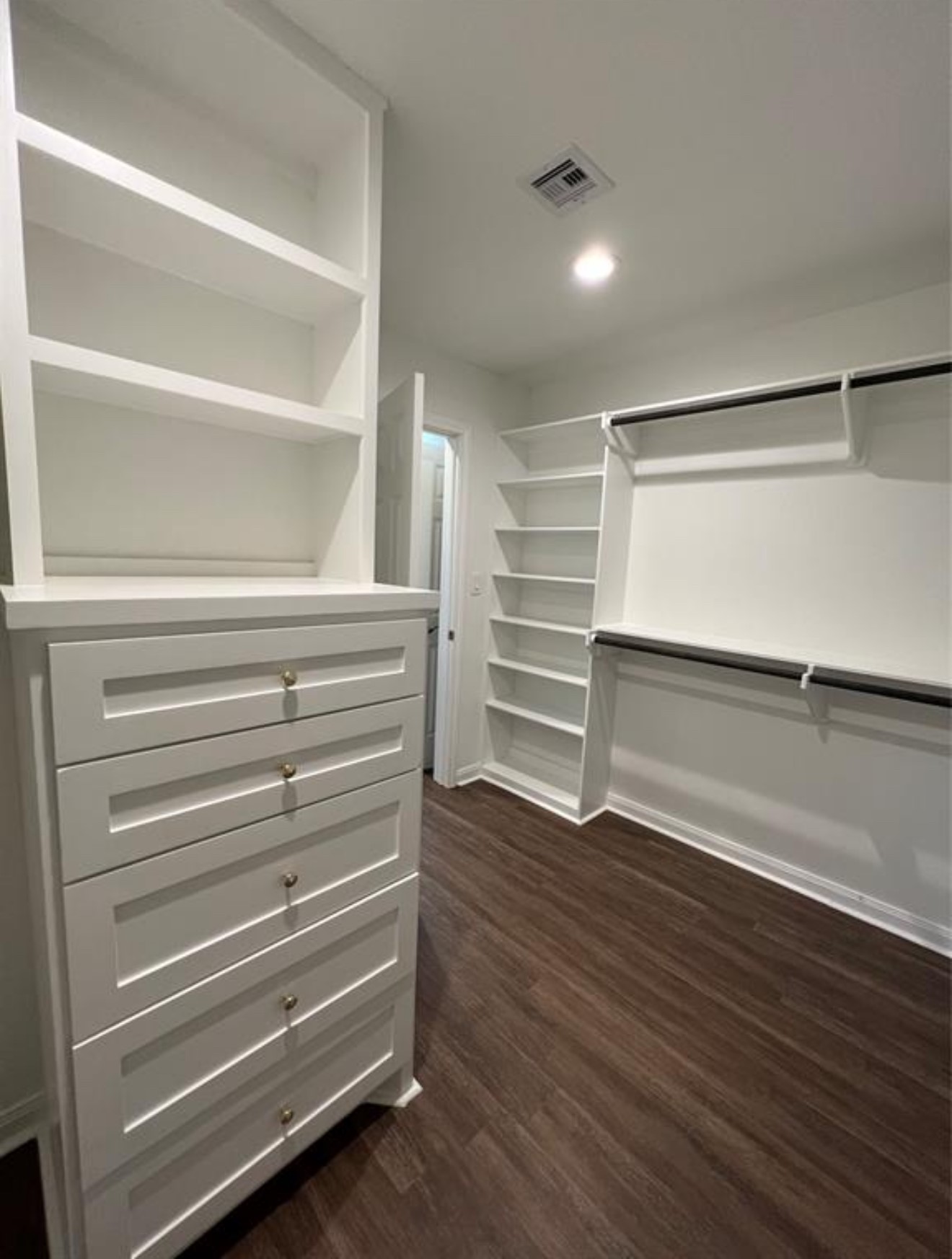 300 Longstreet Road Willis, TX 77378 - Photo 15 of 30 Primary Closet