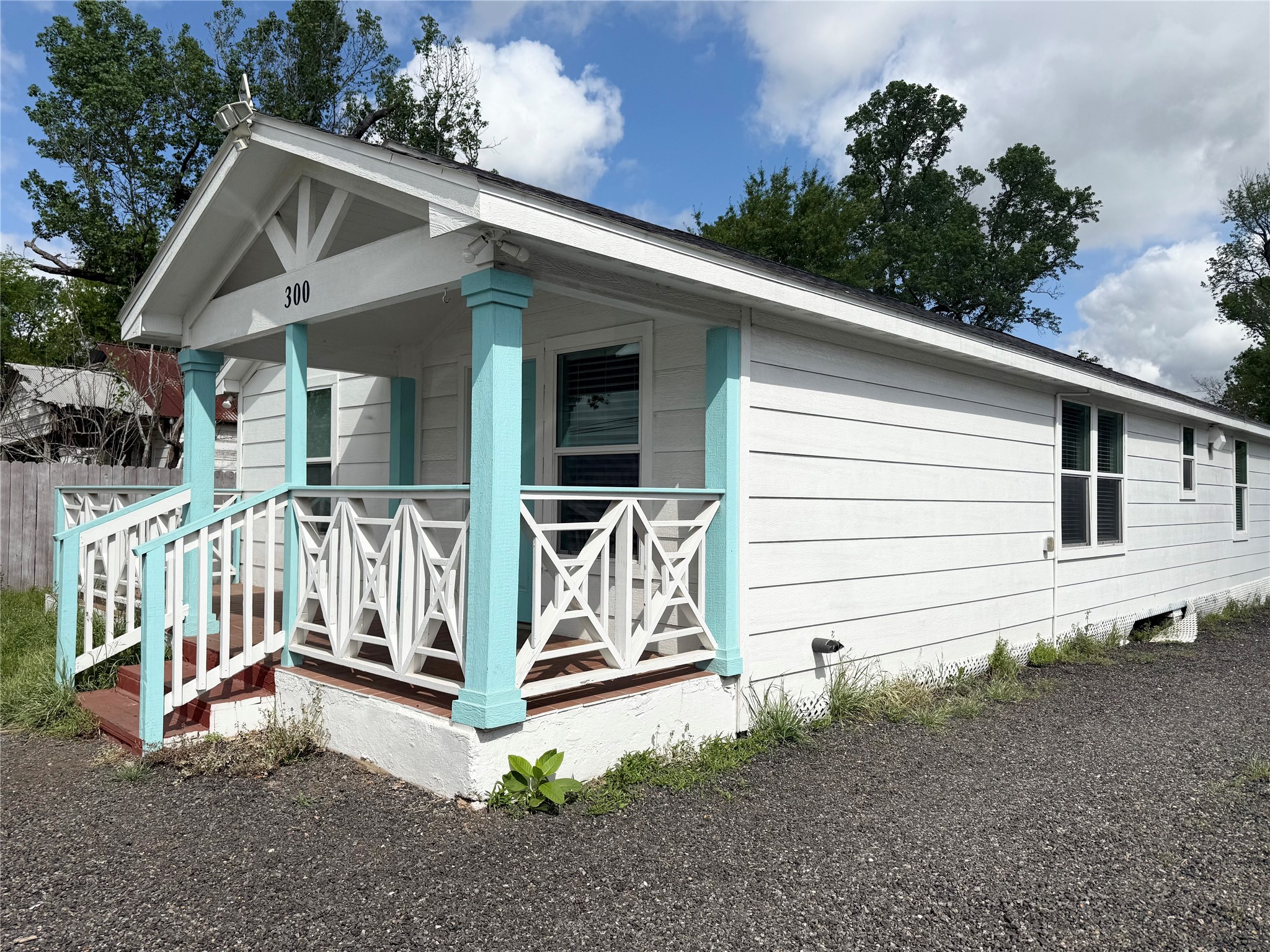 300 Longstreet Road Willis, TX 77378 - Photo 22 of 30 Welcome home