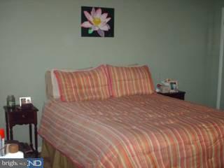 11709 Millbrook Road Philadelphia, PA 19154 - Photo 4 of 6 Gallery Image 4