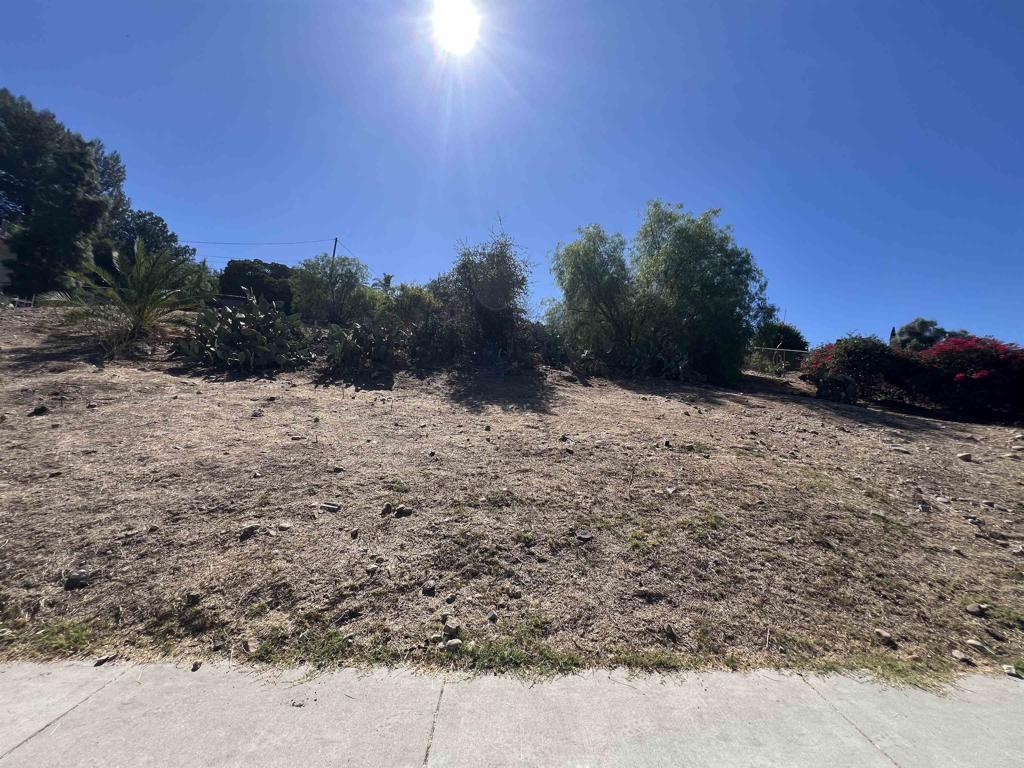 2 Comanche Drive La Mesa, CA 91942 - Photo 3 of 14 a view of a snow on a field