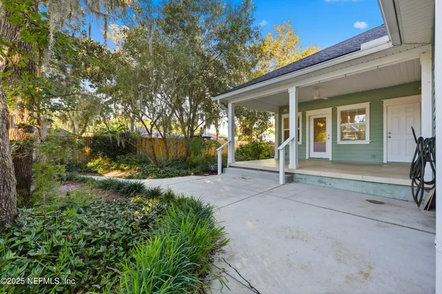 $600,000 | 2010 Paradise Oaks Court, Jacksonville, FL 32233