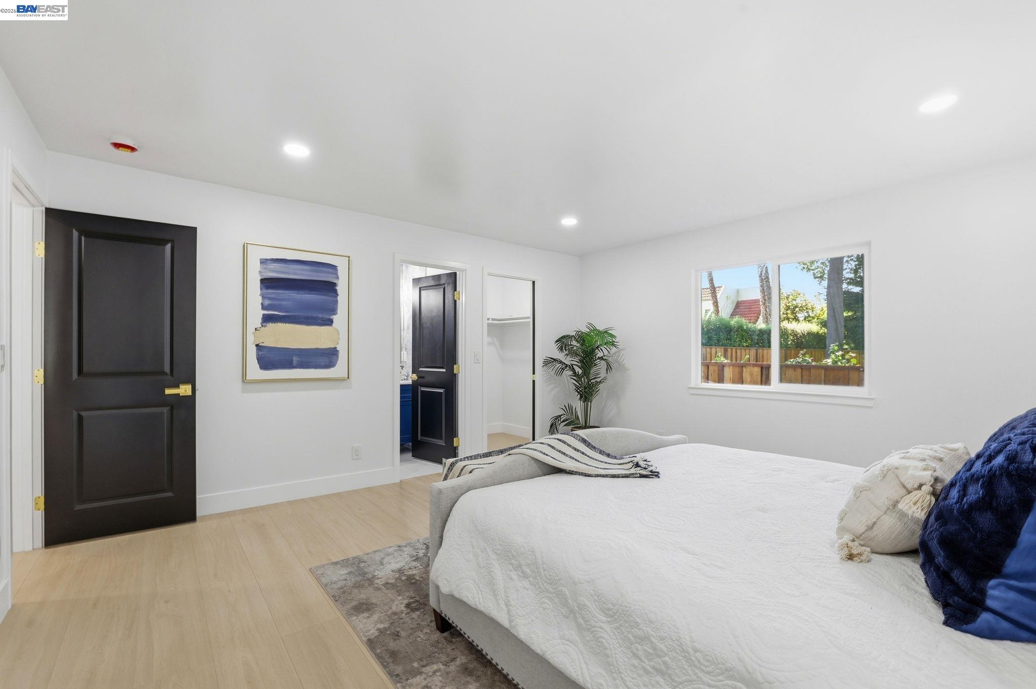 1913 West Middlefield Road Mountain View, CA 94043 - Photo 13 of 37