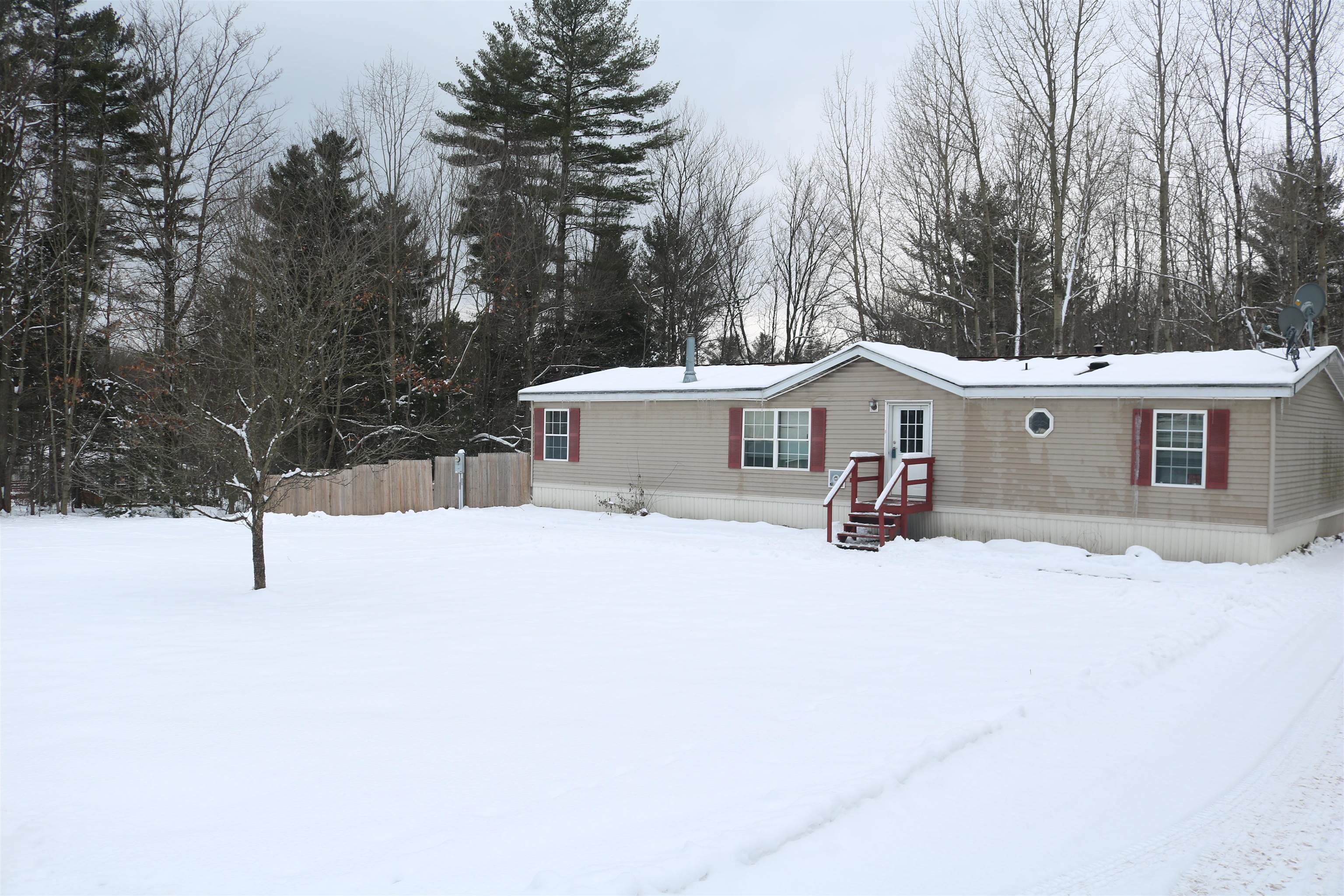 377 Sheldon Heights Sheldon, VT 05450 - Photo 2 of 26
