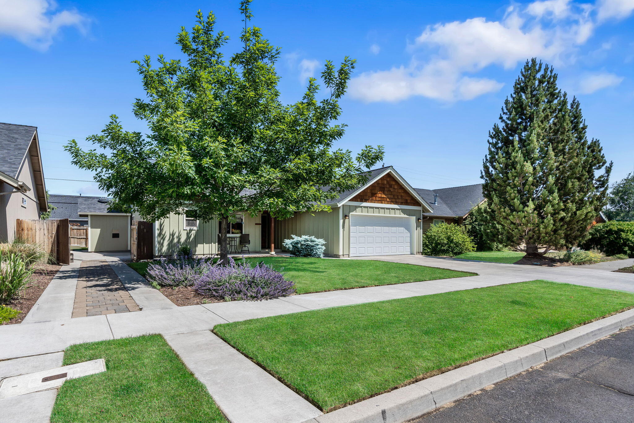 20589 Dylan Loop Bend, OR 97702 - Photo 2 of 28 2023_05_26_20589_dylan_loop_bend-1