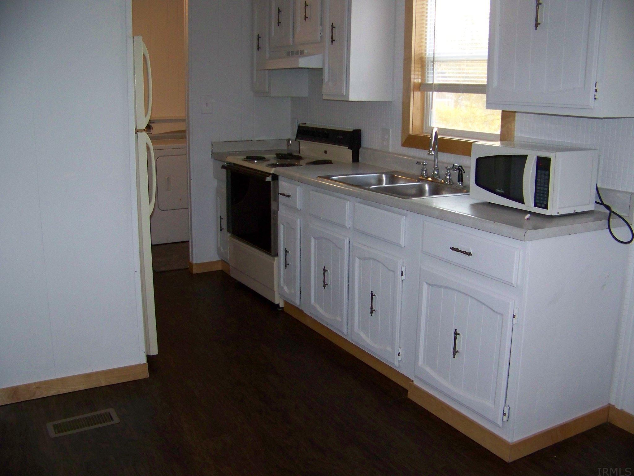 841 Sandy Hook Road Paoli, IN 47454 - Photo 3 of 8 Gallery Image 3