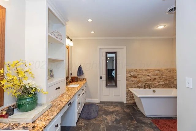 a view of outdoor space yard and patio