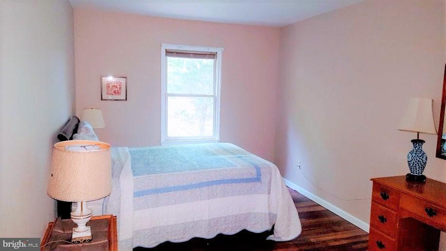 1592 Stowe Road Reston, VA 20194 - Photo 22 of 28 Fifth Bedroom
