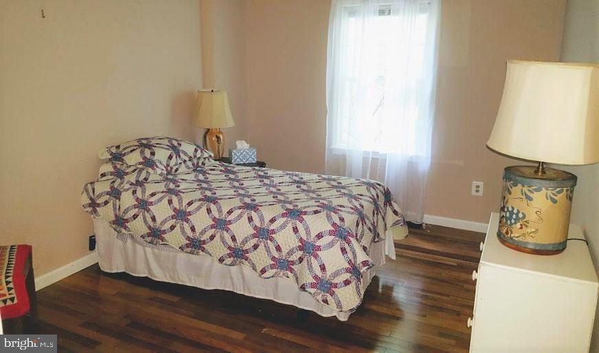 1592 Stowe Road Reston, VA 20194 - Photo 23 of 28 Sixth Bedroom