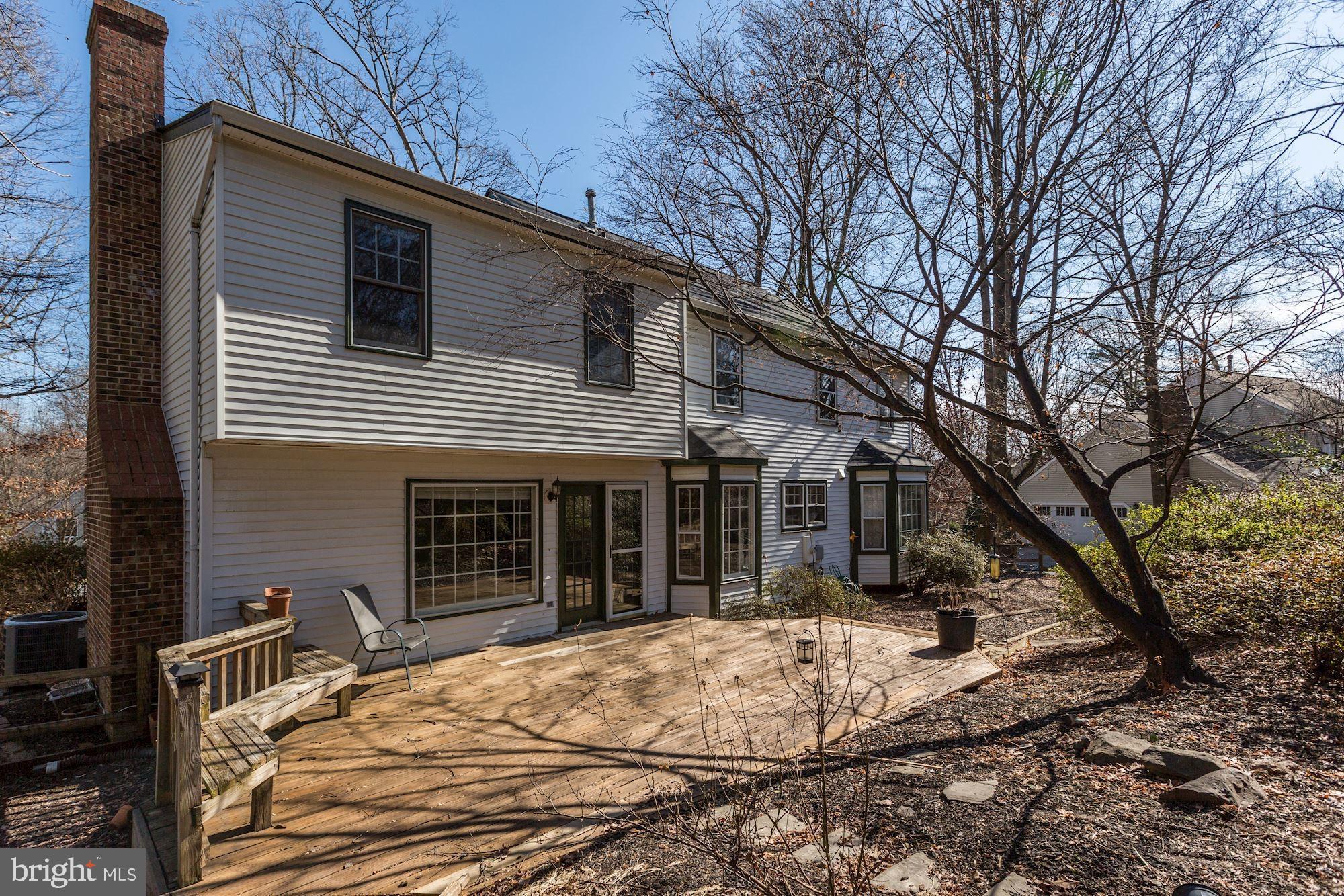 1592 Stowe Road Reston, VA 20194 - Photo 27 of 28 Back yard deck