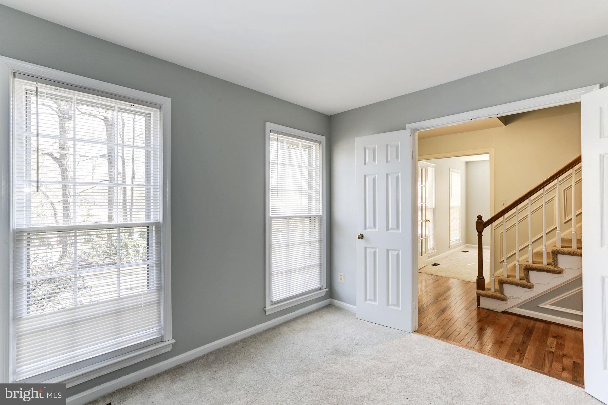1592 Stowe Road Reston, VA 20194 - Photo 7 of 28 Study off foyer