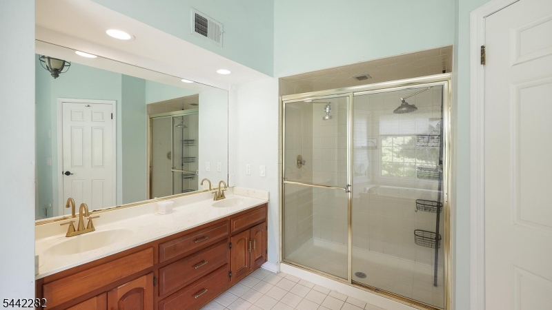 2101 Arbor Way Bridgewater, NJ 08836 - Photo 28 of 47