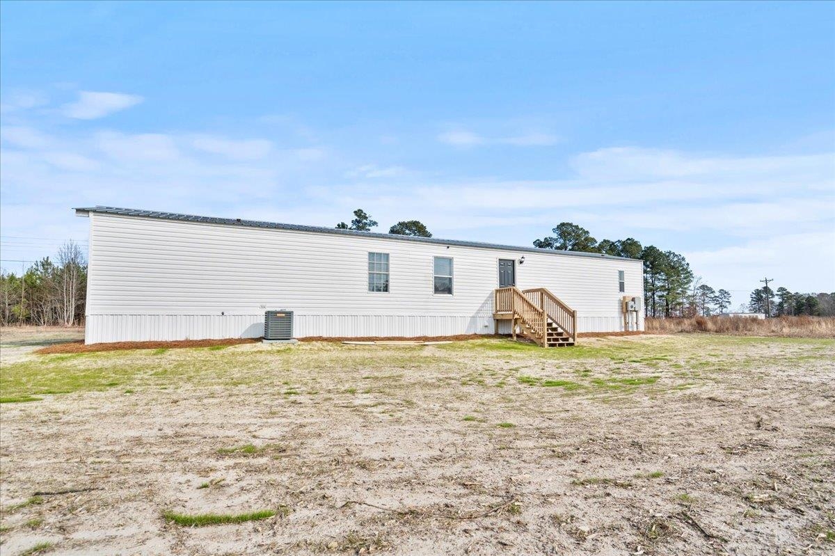 1049 Sawyer Road Marion, SC 29571 - Photo 5 of 35