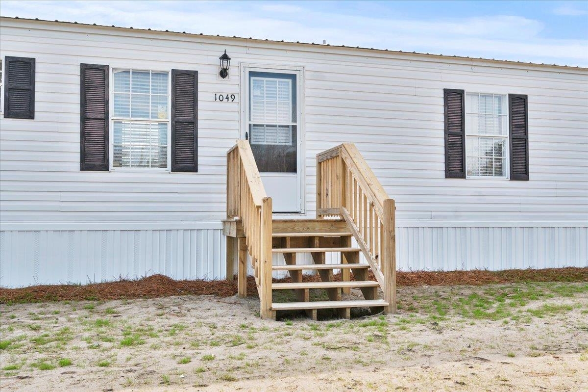 1049 Sawyer Road Marion, SC 29571 - Photo 8 of 35