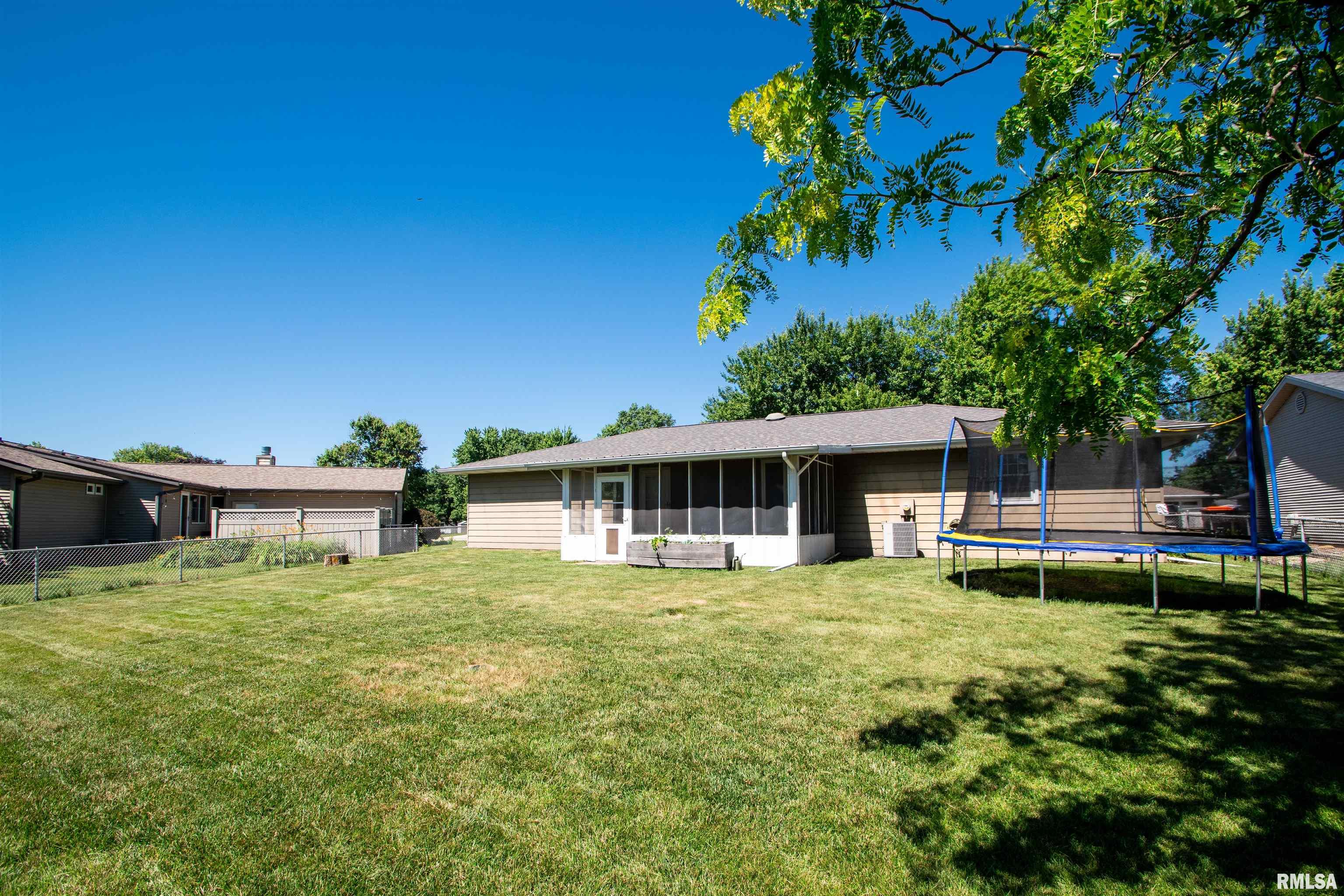 415 Ridgecrest Drive Washington, IL 61571 - Photo 31 of 32