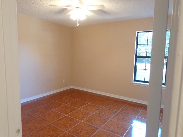 6503 Bellview Pines Road Pensacola, FL 32526 - Photo 10 of 28 Gallery Image 10