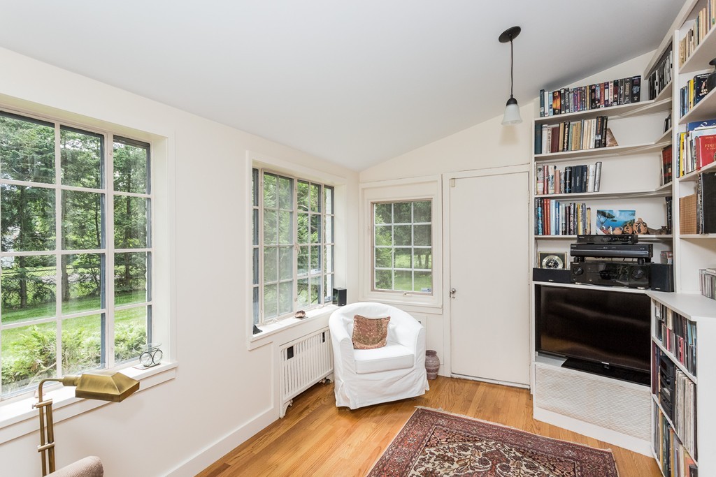 45 Brittany Road Longmeadow, MA 01106 - Photo 13 of 30 Gallery Image 13