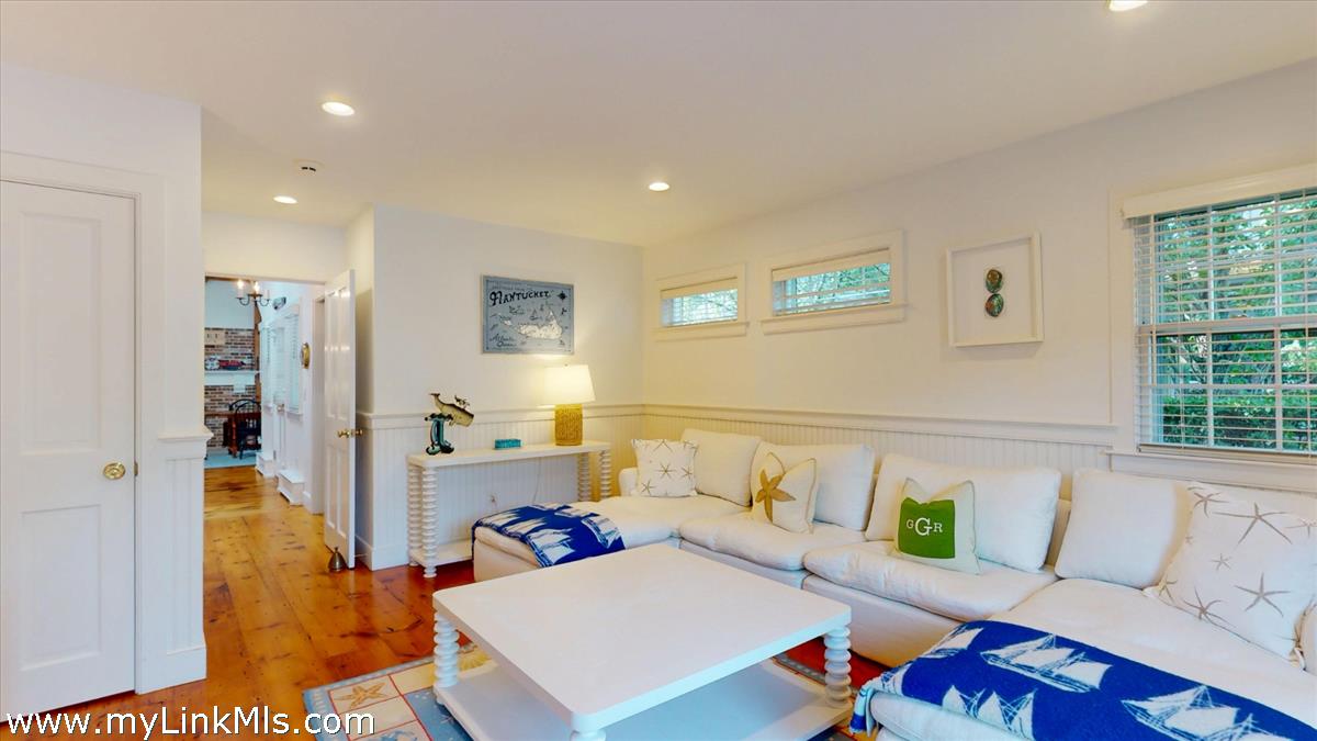 39 A Milk Street Nantucket, MA 02554 - Photo 22 of 56