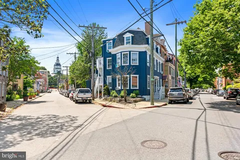 $690,000 | 5 Park Place, Unit 311, Annapolis, MD 21401