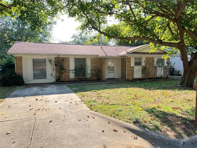 $1,600 | 3820 Titan Trail, Denton, TX 76209