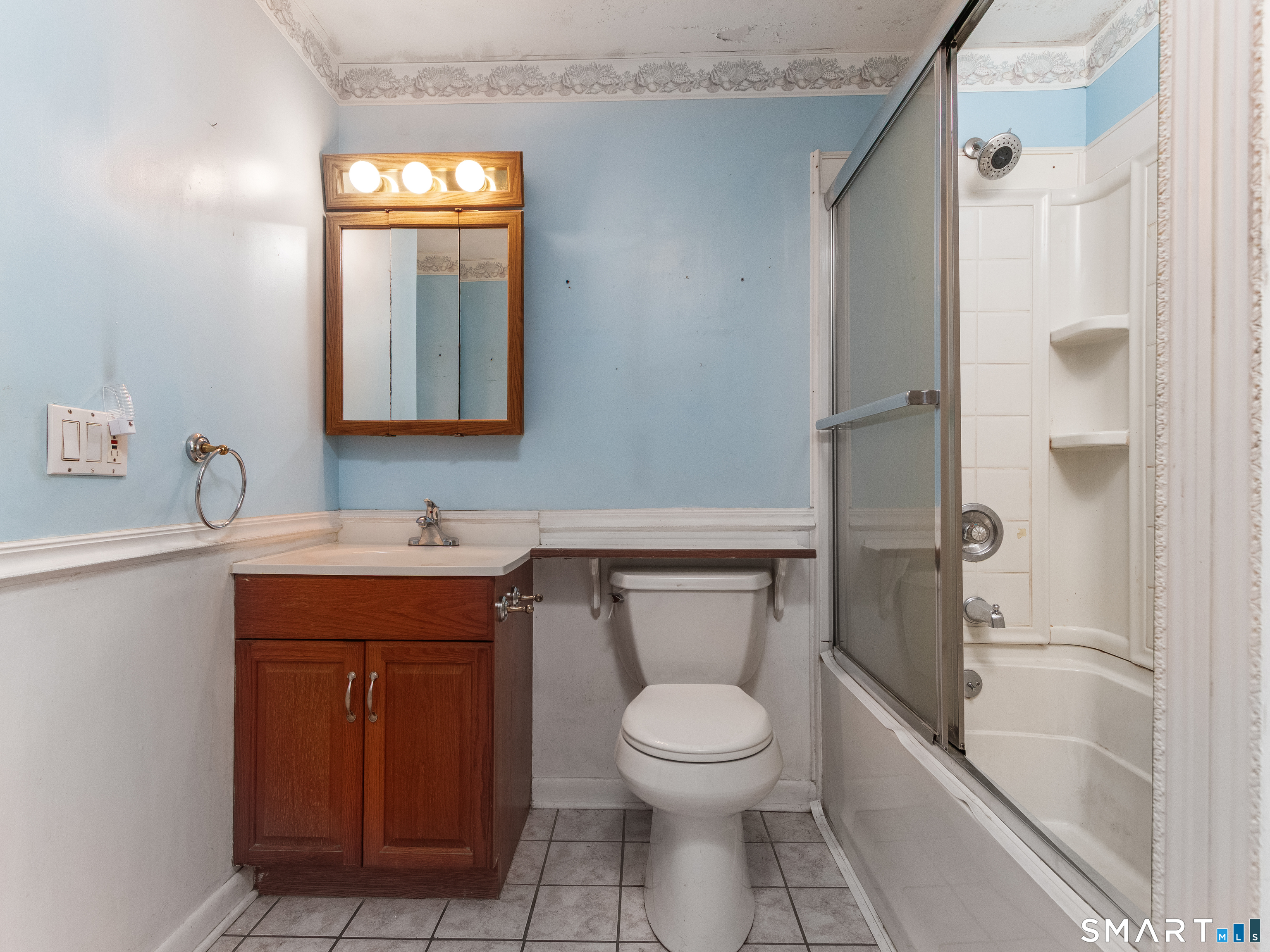 176 Clintonville Road North Haven, CT 06473 - Photo 20 of 38