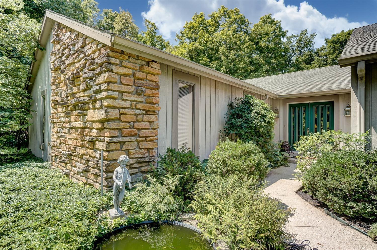 26 Locust Hill Road Cincinnati, OH 45245 - Photo 1 of 1 Gallery Image 1