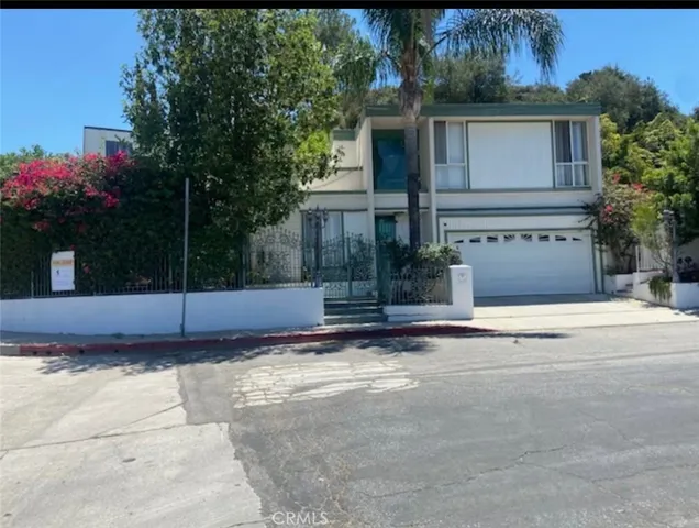 $6,200 | 17041 Escalon Drive, Encino, CA 91436