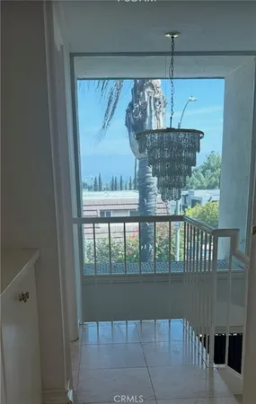 $5,900 | 17041 Escalon Drive, Encino, CA 91436