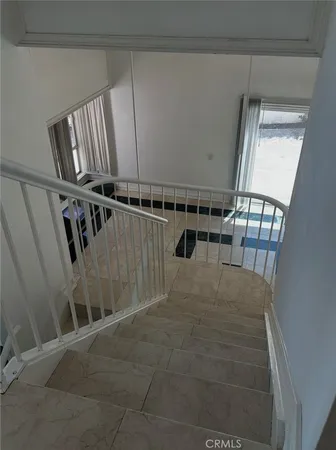 $5,900 | 17041 Escalon Drive, Encino, CA 91436