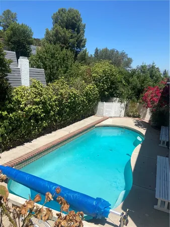 $5,900 | 17041 Escalon Drive, Encino, CA 91436