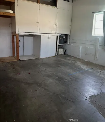 $5,900 | 17041 Escalon Drive, Encino, CA 91436