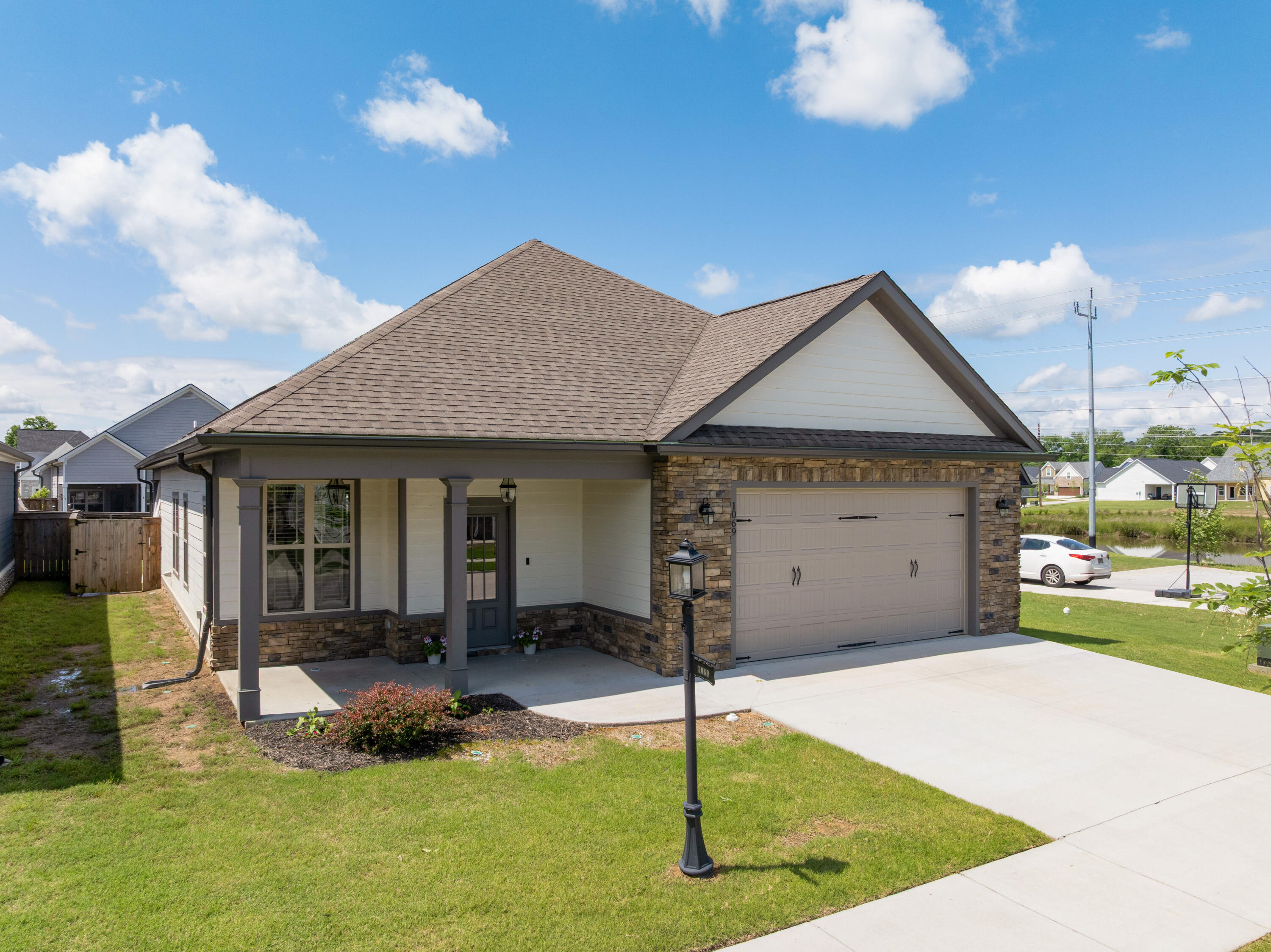 01 - 1069 Gibson Meadow - Drone