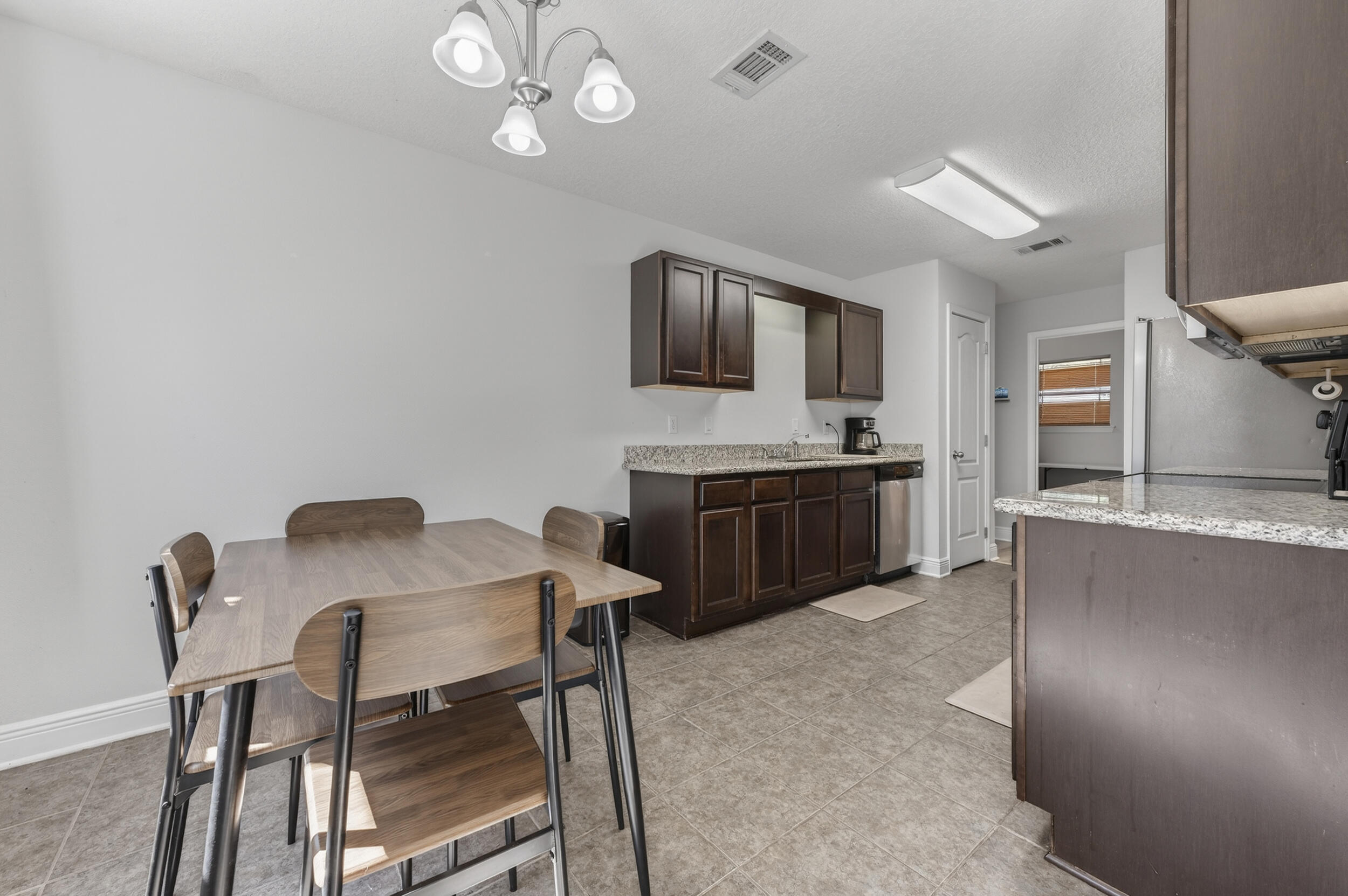 6231 Flash Lane Crestview, FL 32536 - Photo 12 of 35 6231 flash ln-crestview-16