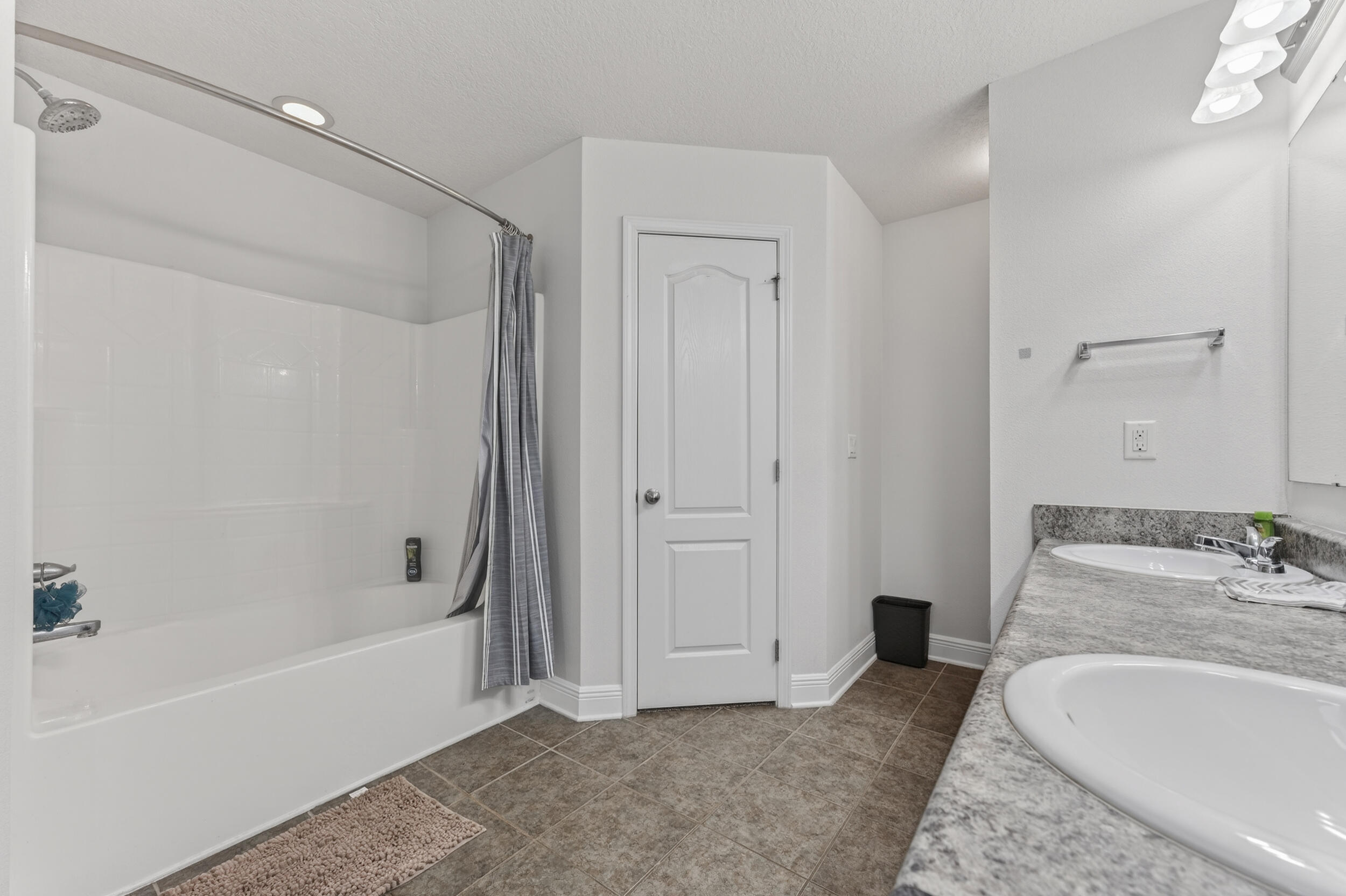 6231 Flash Lane Crestview, FL 32536 - Photo 21 of 35 6231 flash ln-crestview-27