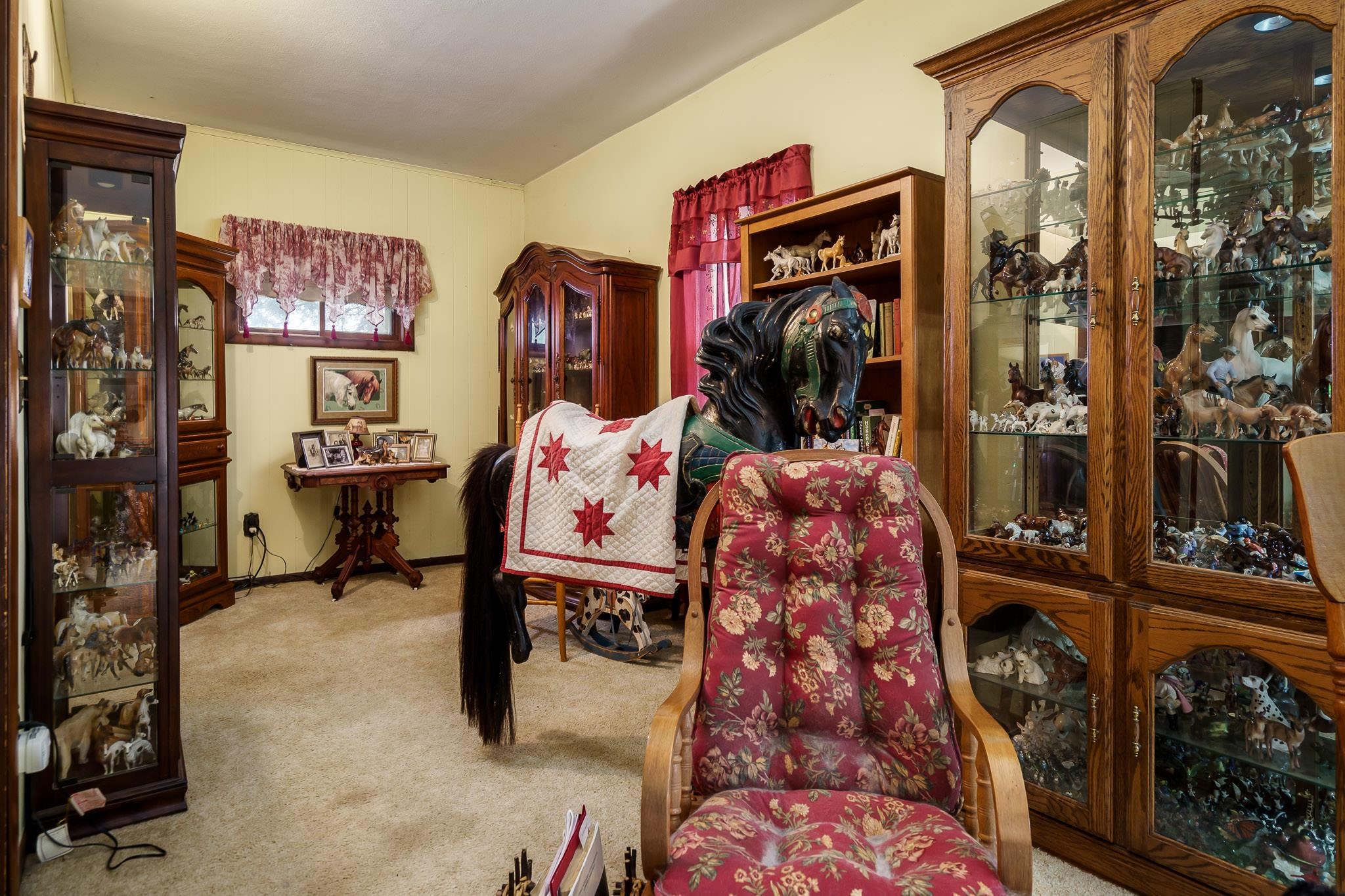 4304 Kendall Road Winnebago, IL 61088 - Photo 8 of 43