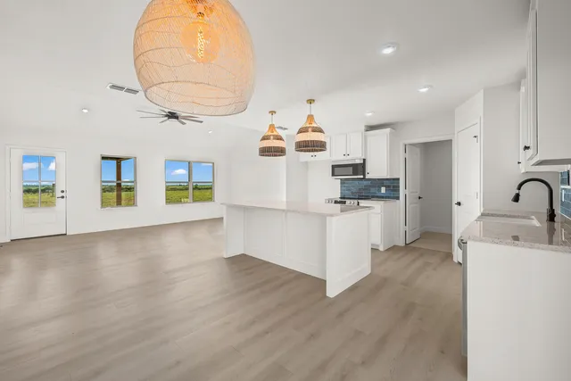 $349,900 | 14722 North County Road 1200, Shallowater, TX 79363