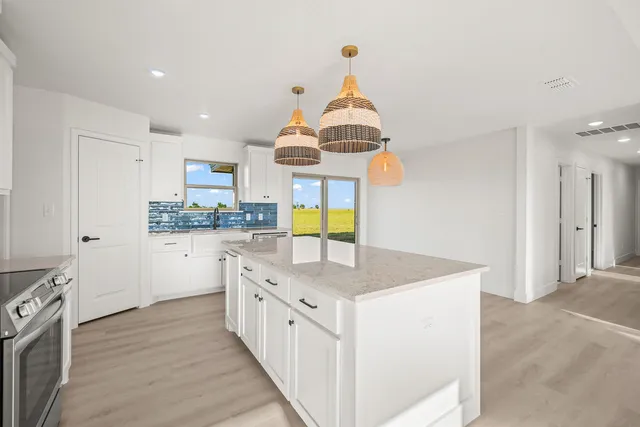 $349,900 | 14722 North County Road 1200, Shallowater, TX 79363