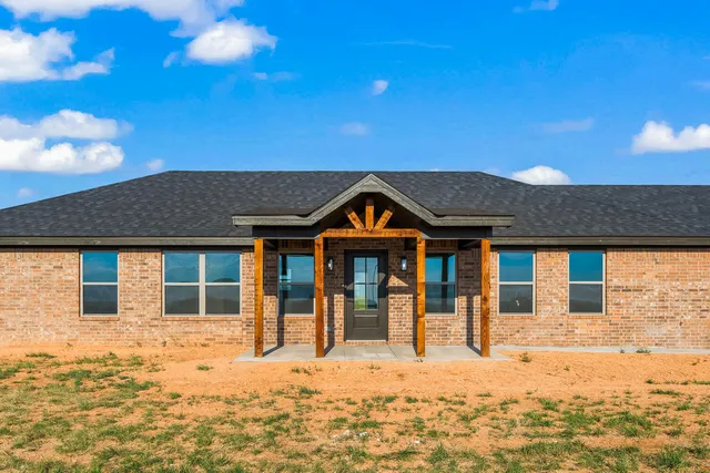 $349,900 | 14722 North County Road 1200, Shallowater, TX 79363