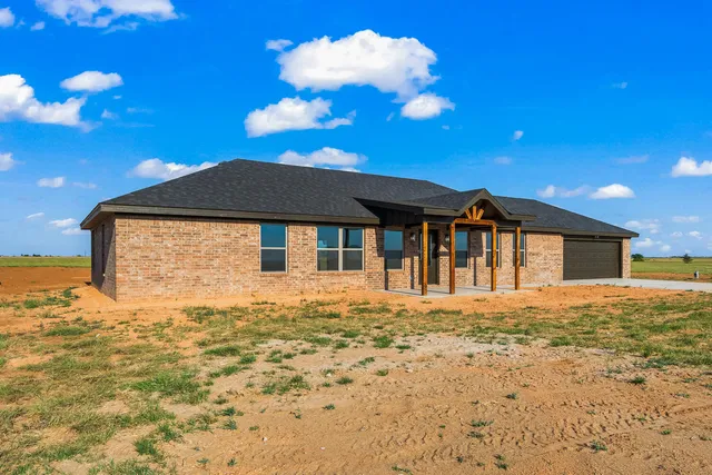 $349,900 | 14722 North County Road 1200, Shallowater, TX 79363
