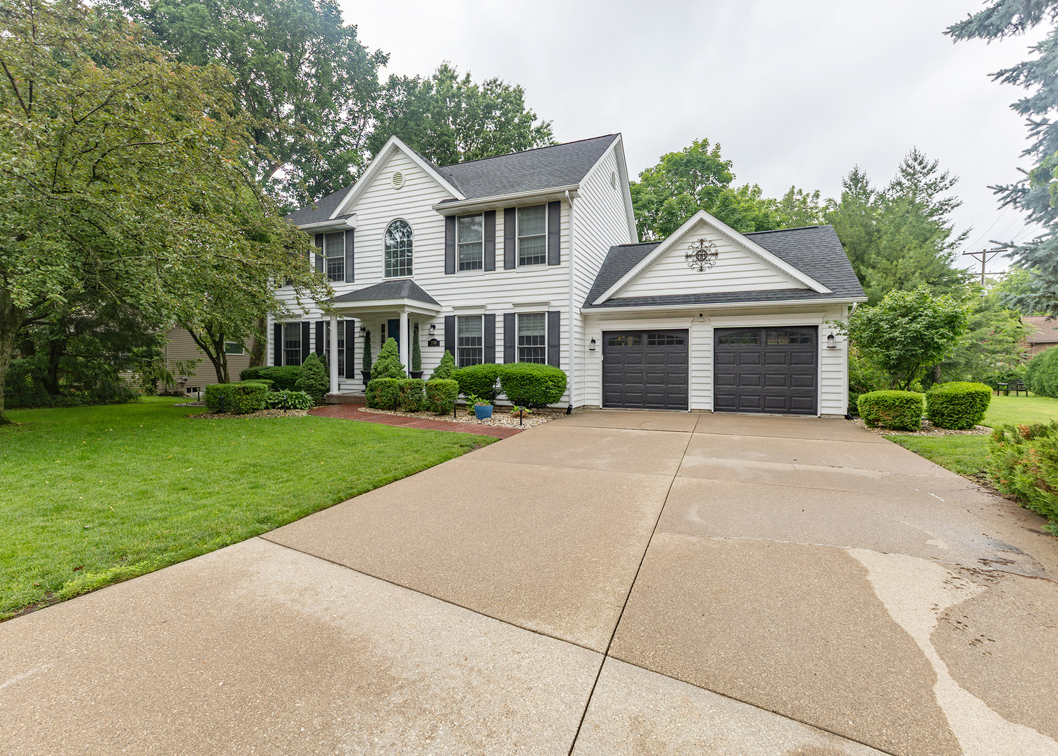 2709 8th St Court Moline, IL 61265 - Photo 1 of 44