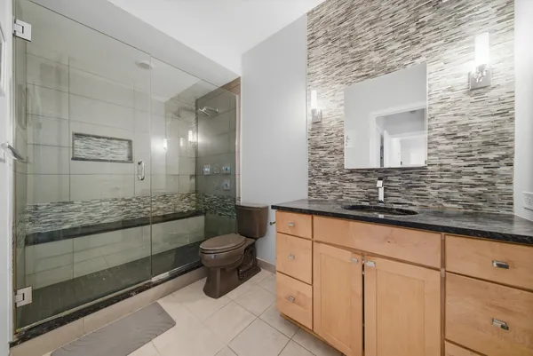 $475,000 | 421 West Huron Street, Unit 809, Chicago, IL 60654