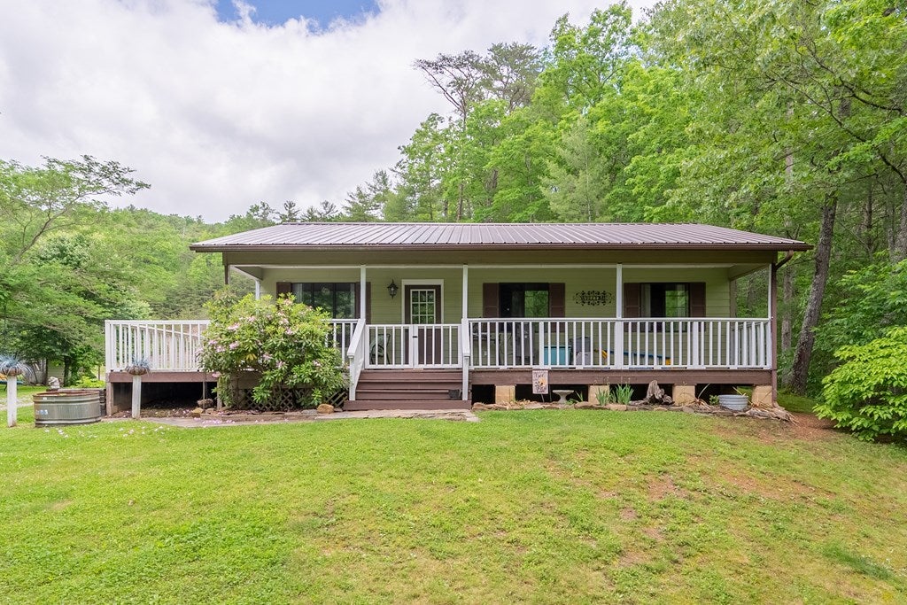 11737 Grapefield Road Bastian, VA 24314 - Photo 2 of 63 Gallery Image 2