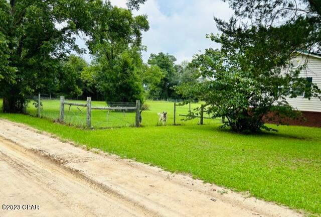 5612 Banner Road Malone, FL 32445 - Photo 2 of 48