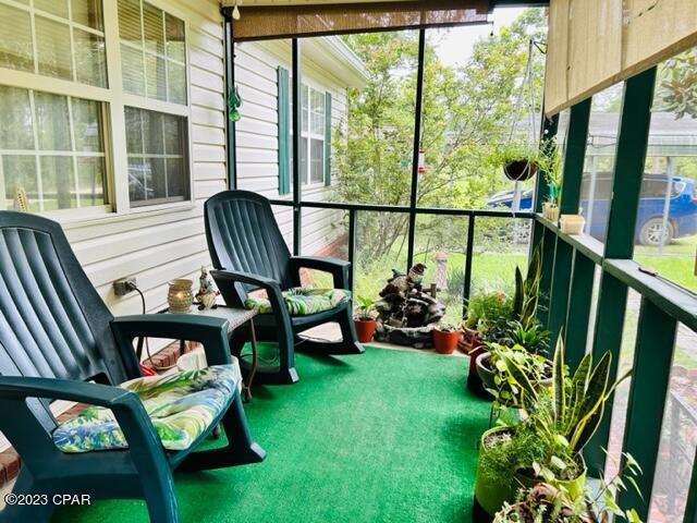 5612 Banner Road Malone, FL 32445 - Photo 5 of 48