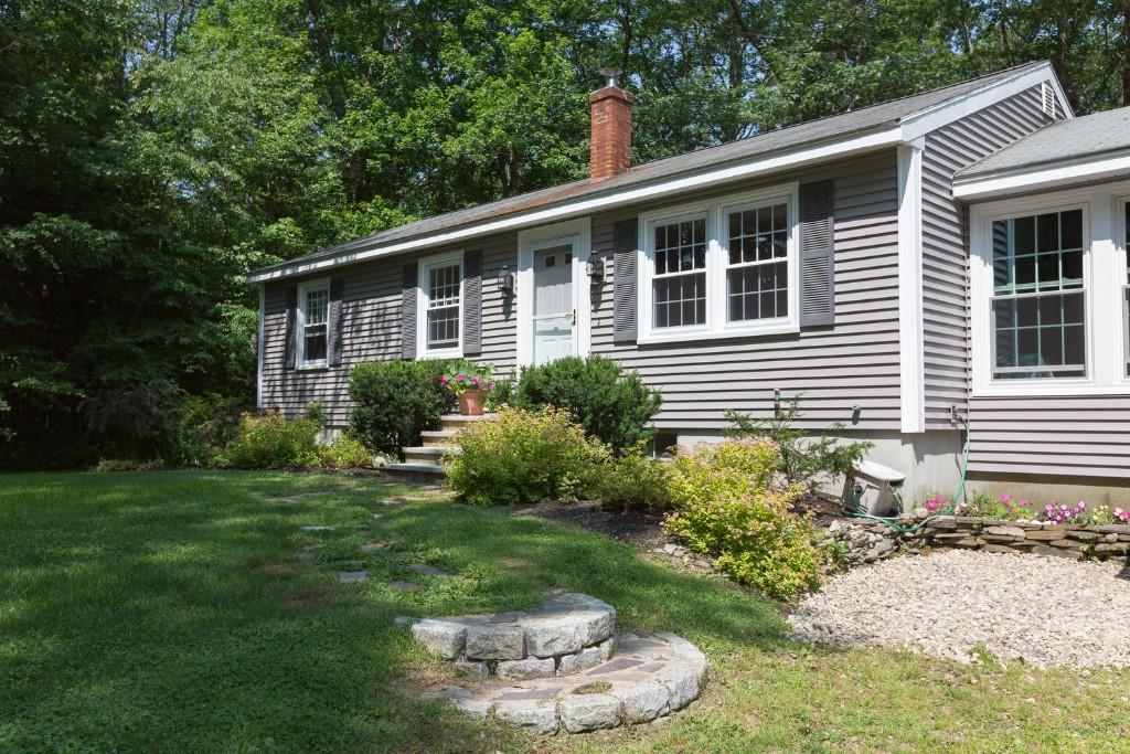 29 West Beech Ridge Road Scarborough, ME 04074 - Photo 1 of 35 Photo