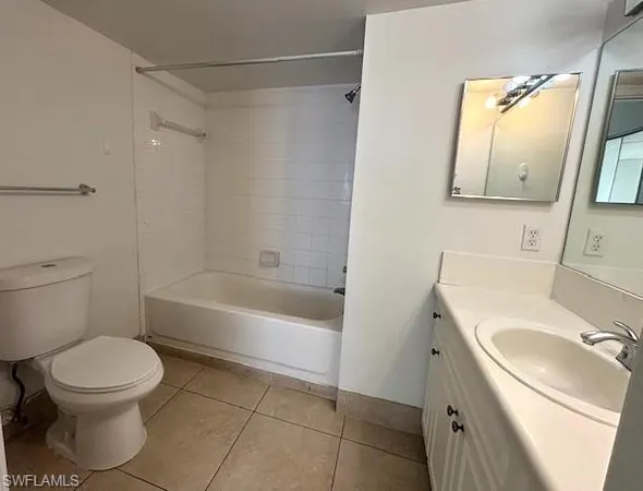 $1,775 | 1150 Wildwood Lakes Boulevard, Unit 8304, Naples, FL 34104