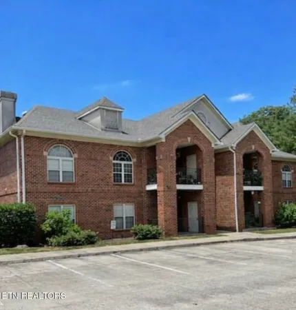 $1,800 | 4801 Lyons View Pike, Unit 204, Knoxville, TN 37919