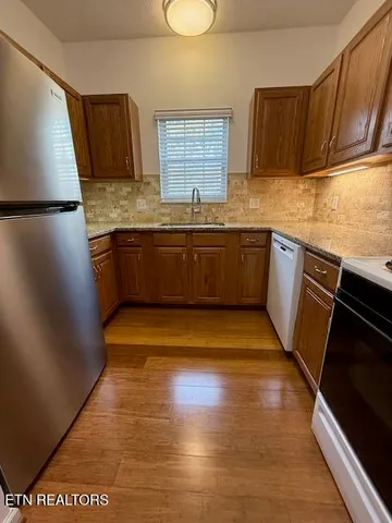 $1,800 | 4801 Lyons View Pike, Unit 204, Knoxville, TN 37919