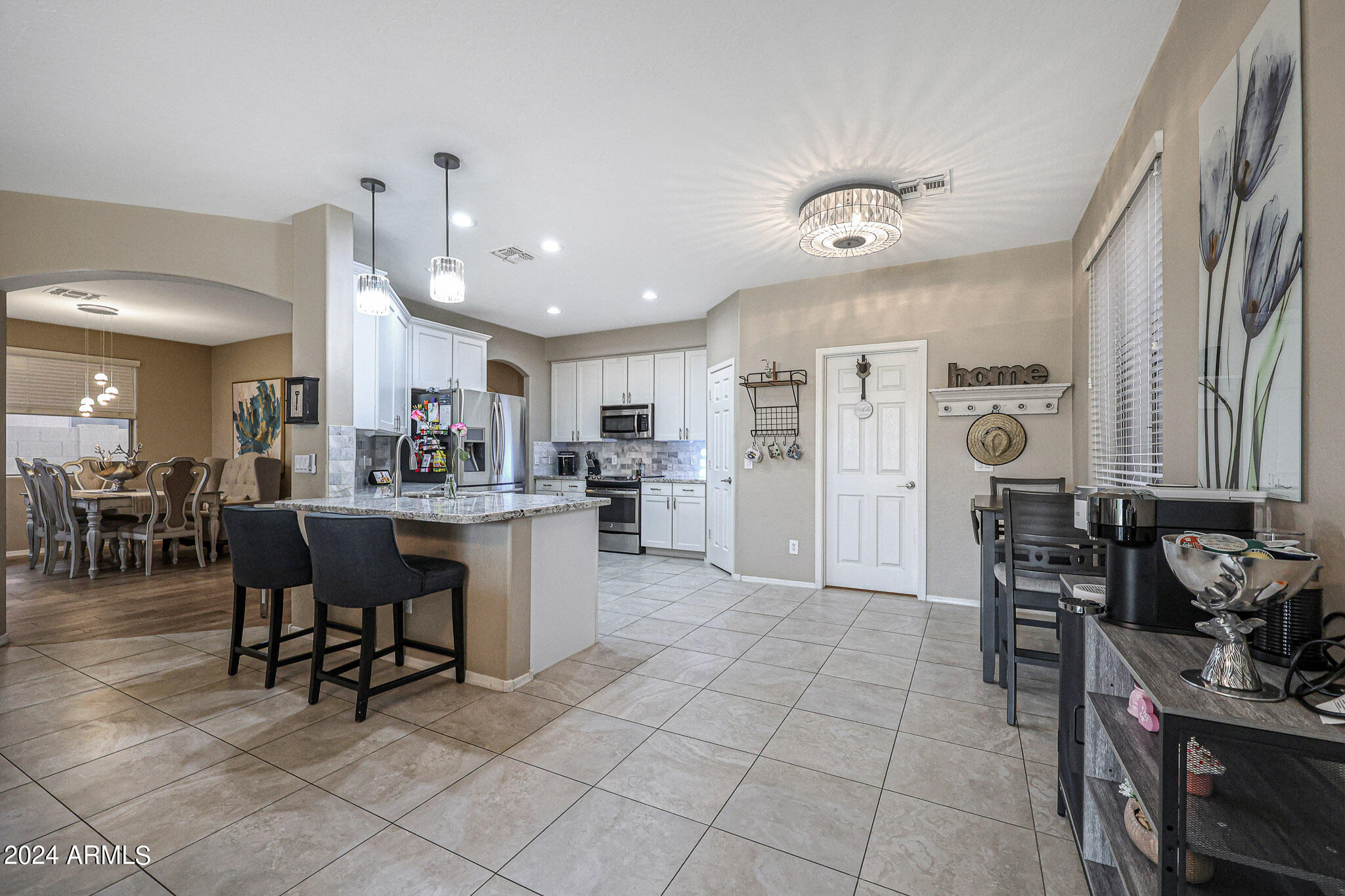 13660 West Monte Vista Road Goodyear, AZ 85395 - Photo 27 of 43 B (21)