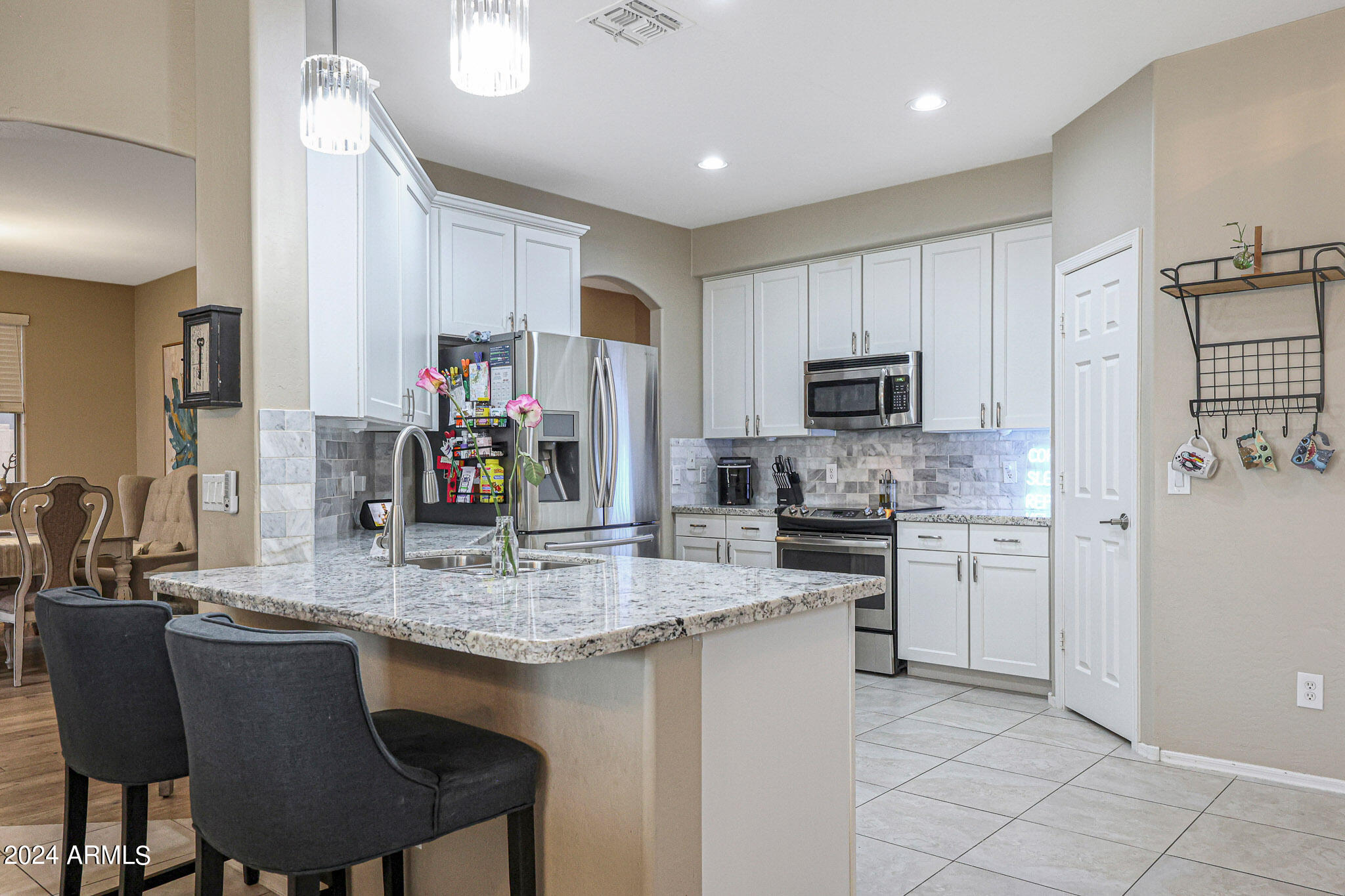 13660 West Monte Vista Road Goodyear, AZ 85395 - Photo 28 of 43 B (22)